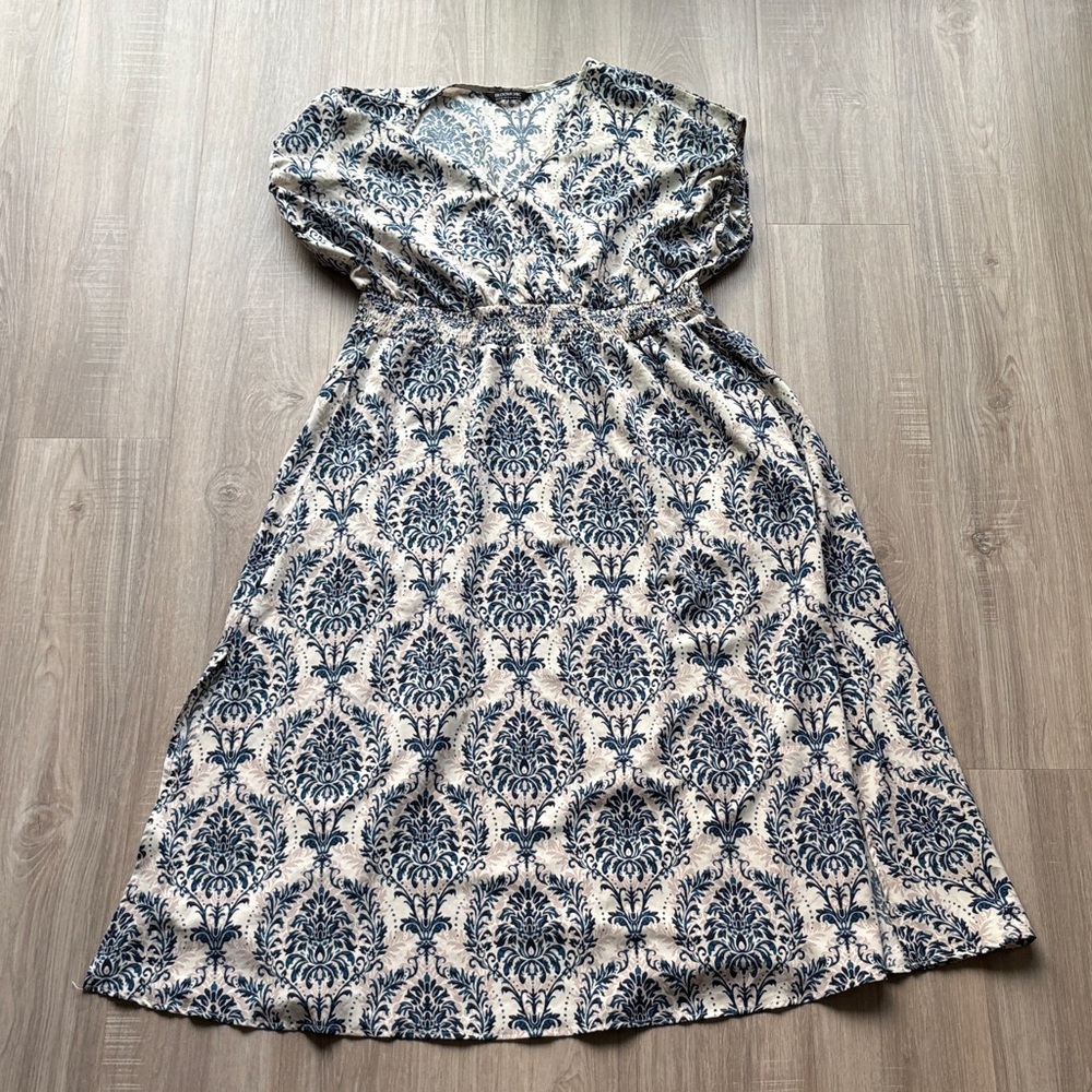 BloomChic Navy and White Printed Maxi Dress